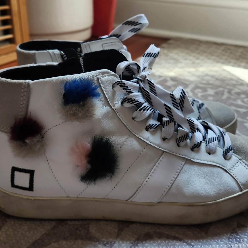 D.A.T.E. Italian Leather Low-Top Sneakers - Size 7